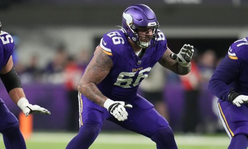 Dalton Risner gets start for Vikings up front with Ezra Cleveland inactive