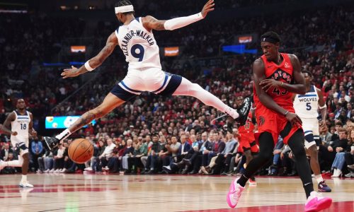 Timberwolves repeat last year’s mistakes in season-opening loss to Toronto