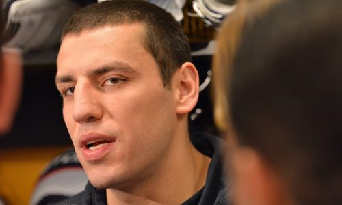 Milan Lucic hearing on assault charge scheduled Tuesday, court says