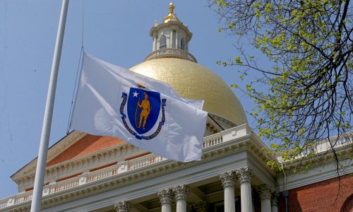 Massachusetts Republicans willing to use newfound leverage over shelter funding