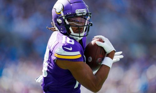 Vikings receiver Justin Jefferson never thought about sitting out this season