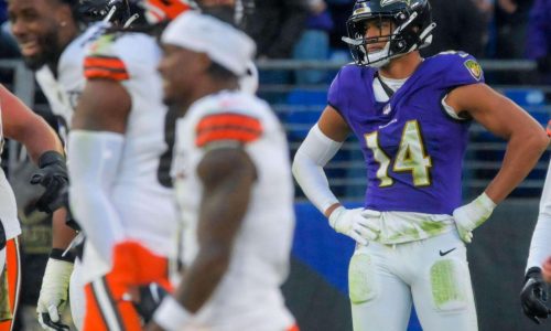 Ravens suffer second-half collapse in stunning 33-31 loss to Browns on last-second field goal