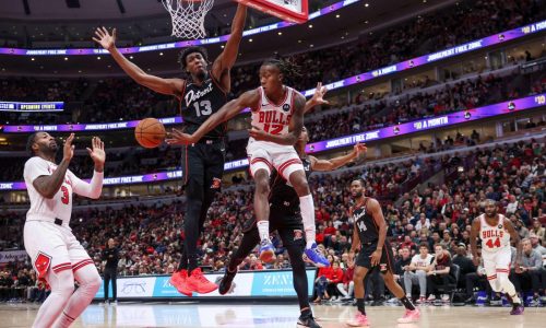 Column: Chicago Bulls could break the mold of the city’s sports futility this winter