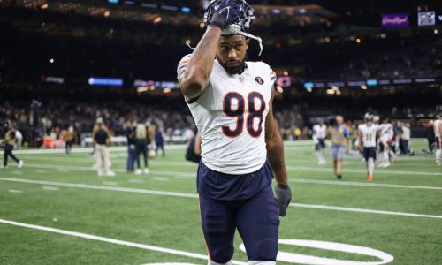 Column: Montez Sweat’s big contract with the Chicago Bears gives him security — and with it comes big-time pressure