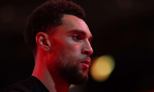 Zach LaVine sits out against Oklahoma City Thunder with right foot sprain: ‘I try to play through everything’