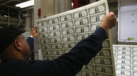 US will run out of paper to print dollars – Kremlin