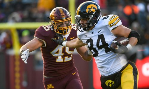 Gophers linebacker Cody Lindenberg to return against Wisconsin