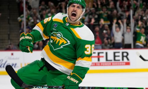 Wild shakeup continues during long practice Friday