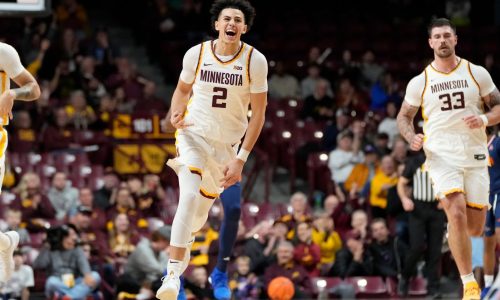 Men’s basketball: Gophers roll over Texas-San Antonio