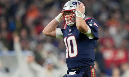 Mac Jones says he hasn’t been told if he’s still Patriots starting QB