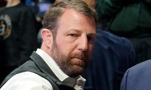 Markwayne Mullin says ‘maybe we should bring’ back canings to Senate after battle with Teamsters’ Sean O’Brien