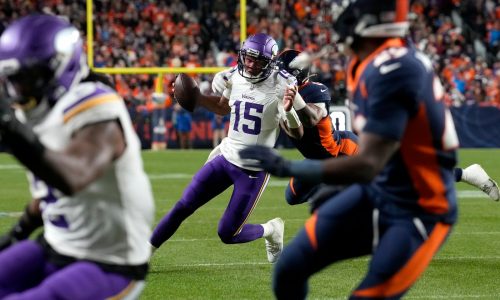 Josh Dobbs proves he’s human as Vikings suffer frustrating 21-20 loss to Broncos