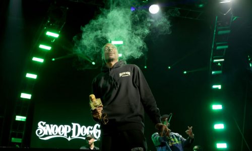 Marijuana master Snoop Dogg announces he’s giving up smoking