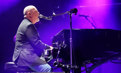Concert review: Odd couple Billy Joel and Stevie Nicks offer fun night at U.S. Bank Stadium
