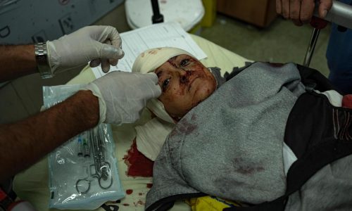 Israeli forces raid Gaza’s largest hospital, where hundreds of patients are stranded by fighting