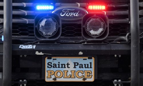 Arizona man who crashed into St. Paul police squad car arrested, faces federal drug charge