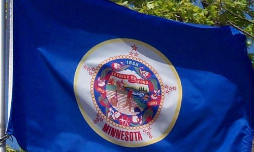 Flurry of last-minute submissions boosts entry pool for new Minnesota state flag/seal to 2,633