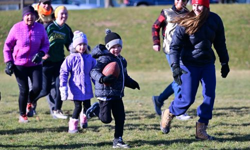 For 90th consecutive Thanksgiving, St. Paul family plays football together for ‘a good time’