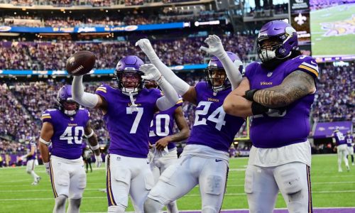 Vikings’ Byron Murphy credits Harrison Smith’s selfless act for his interception