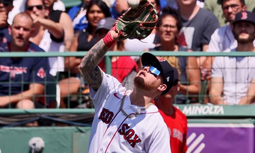 Red Sox OF Alex Verdugo falls short in quest for first Gold Glove