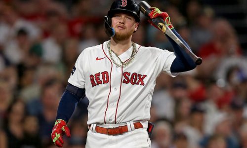 Ex-Red Sox OF Alex Verdugo takes jab at Alex Cora in first remarks since trade