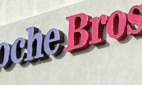 Roche Bros. Supermarkets reports credit card skimmers found in suburban Boston stores