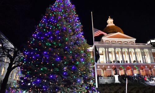 Christmas carolers spreading cheer in Dorchester assaulted by a pair of juveniles: Boston Police