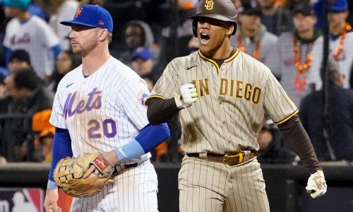 New York Yankees pull off blockbuster deal for slugger Juan Soto