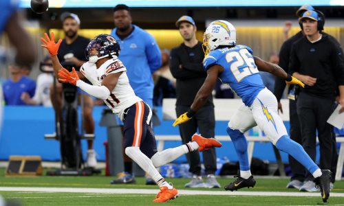 Column: Darnell Mooney is a ‘forgotten piece’ for Chicago Bears offense while DJ Moore on pace to make team history