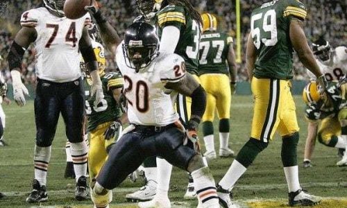 The Chicago Bears have played 8 times on Christmas Eve and twice on Christmas Day. Here’s how they’ve done since 1989.