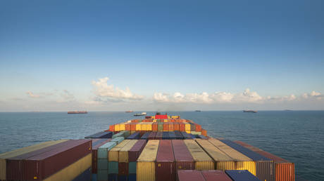 Shipping giants halt travel amid attacks