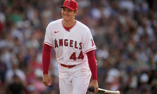 MLB Notes: What Shohei Ohtani signing with Dodgers means for the Red Sox