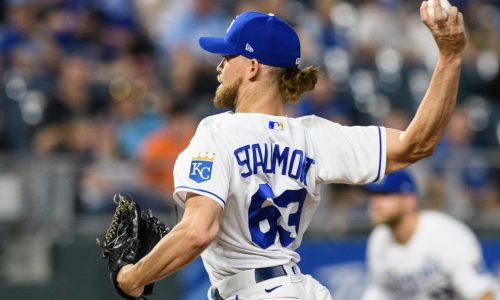 Twins agree to deal with relief pitcher Josh Staumont