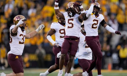 Gophers cornerback Justin Walley to return for 2024