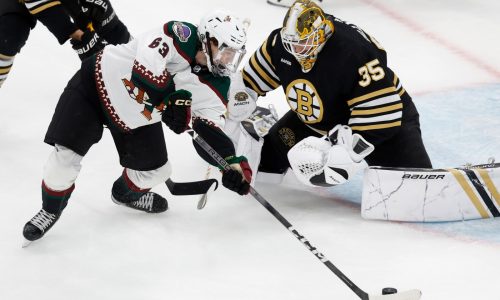 Bruins survive Coyotes, 5-3