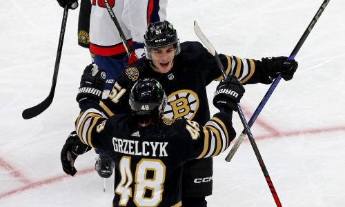 Bruins notebook: Jim Montgomery pumps up Matt Poitras