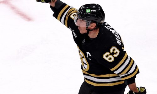 Bruins notebook: Brad Marchand, Charlie Coyle hoping to mesh