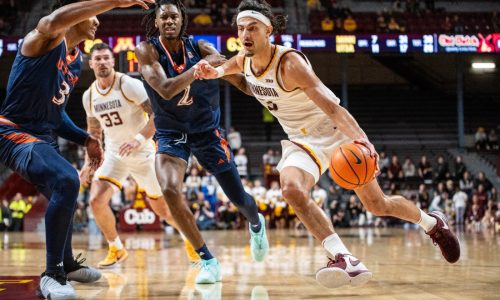Men’s basketball: Gophers star Dawson Garcia out with an ankle sprain