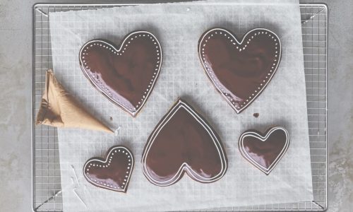 Holiday recipe: Scandinavian honey heart cookies