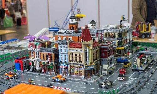 Nationally touring Lego convention to return to Eagan next spring after sold-out 2023 stop