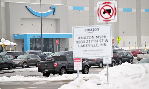 Man sentenced to 47 years in prison for murdering woman pregnant with his child outside Lakeville Amazon warehouse