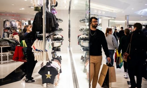 US Holiday Retail Sales Slow From Last Year, Mastercard Data Show