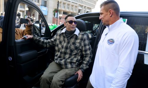 Rob Gronkowski gifts vehicles to military families ahead of Army-Navy game; Patriots legend still trying to become USAA member