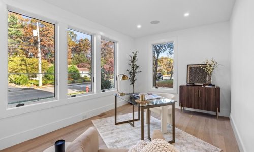 Hot Property: Contemporary in Newton: Just add you