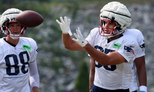 Hunter Henry’s injury played a factor in Patriots’ latest roster move