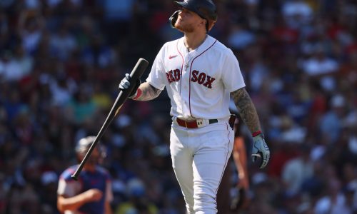 Red Sox trade Alex Verdugo to Yankees for pitching