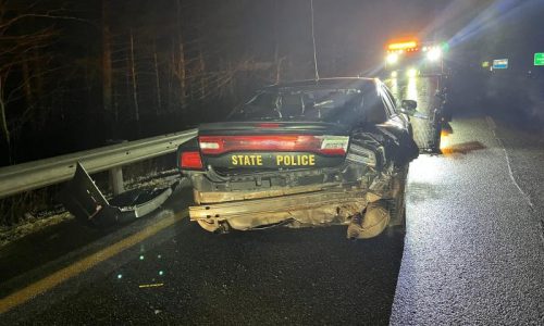 Massachusetts man accused of slamming into New Hampshire police cruiser on Interstate 93
