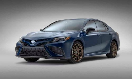 2024 Toyota Camry SE Hybrid Review