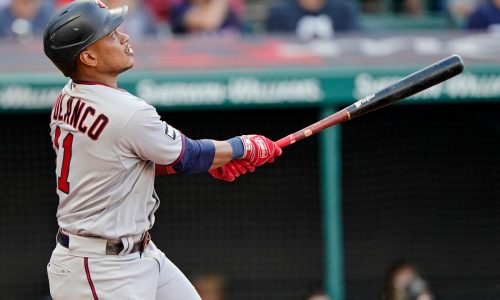 Twins trade Jorge Polanco to Seattle for four players