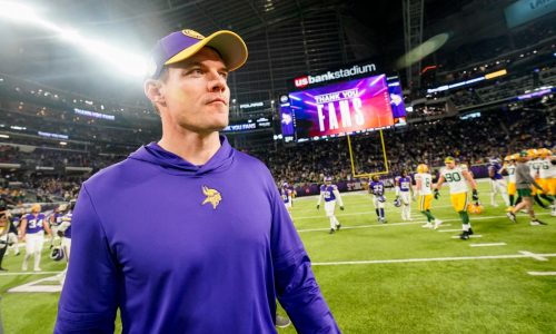 You could turn $10 into nearly $300 if Vikings make the playoffs. Here’s what needs to happen.